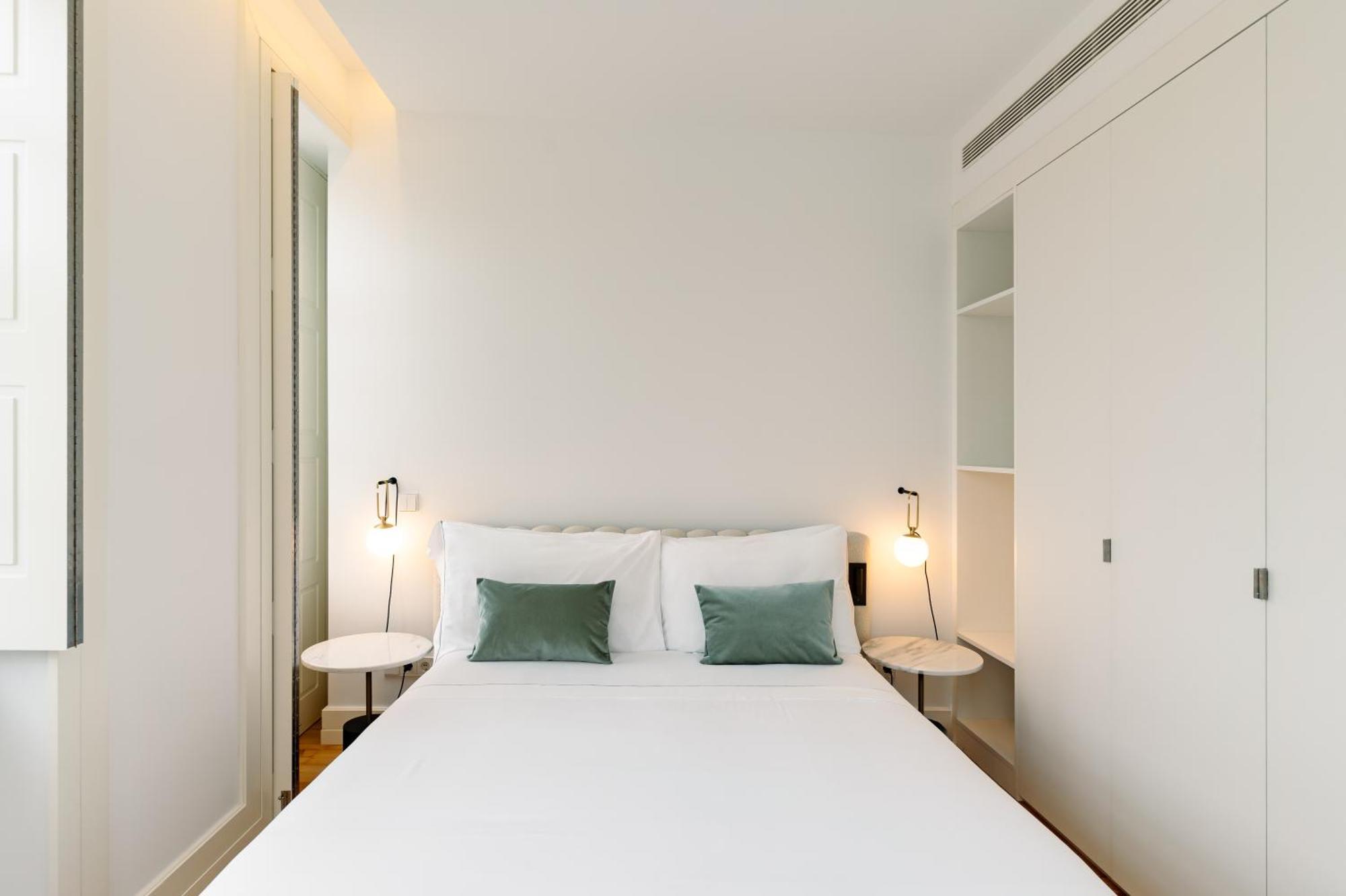 Feel Porto Clerigos Charm Flats Apartment Room photo