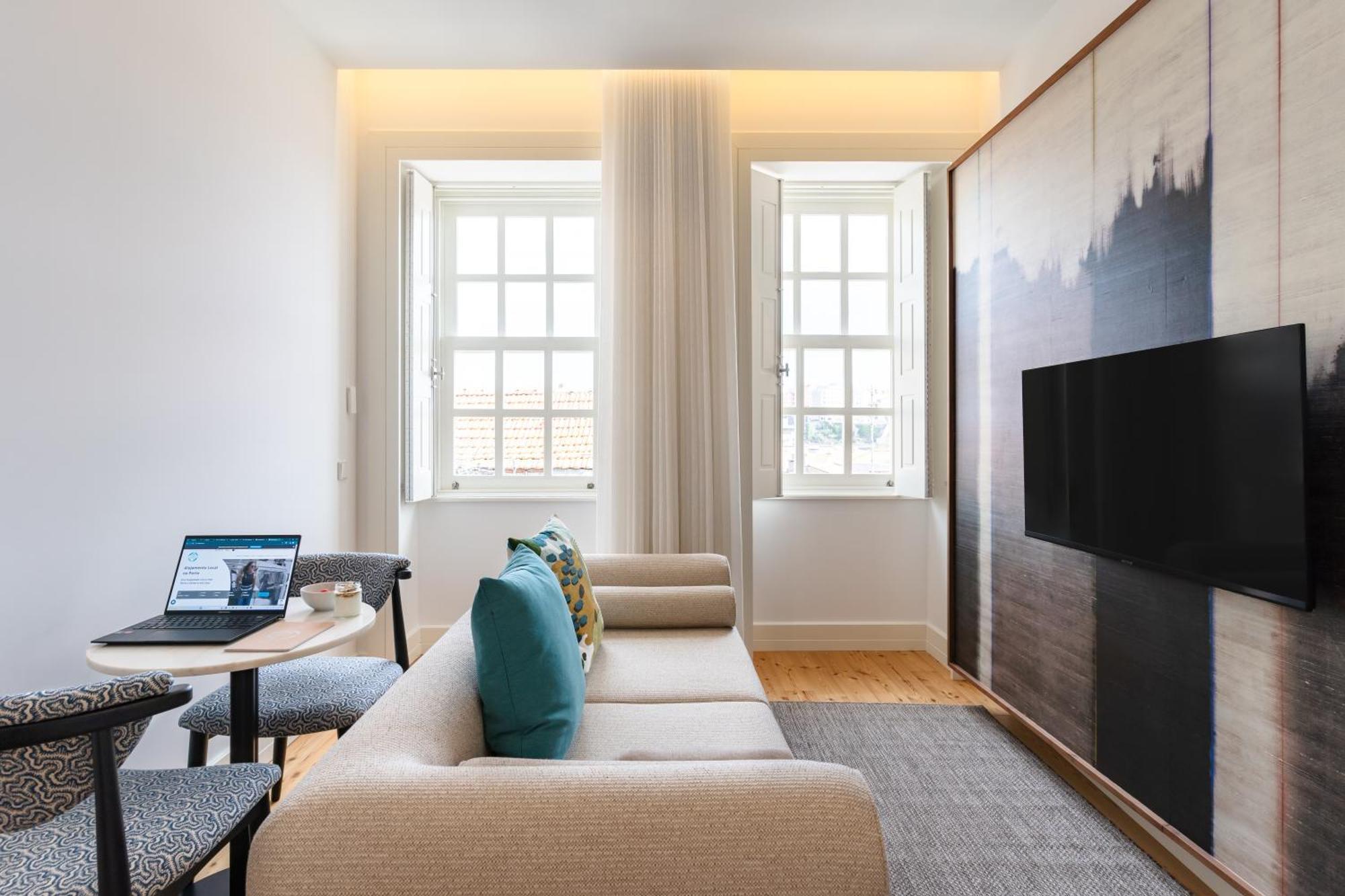 Feel Porto Clerigos Charm Flats Apartment Exterior photo