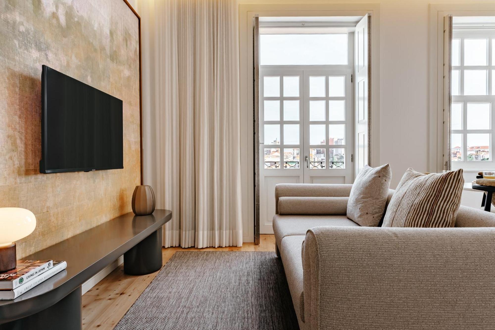 Feel Porto Clerigos Charm Flats Apartment Exterior photo